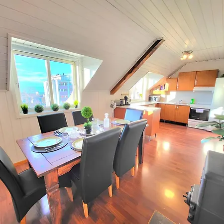 아파트 Sunset Penthouse, Fjord View & Parking *