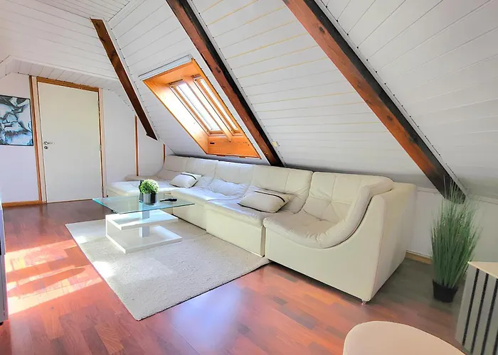 Sunset Penthouse, Fjord View & Parking *