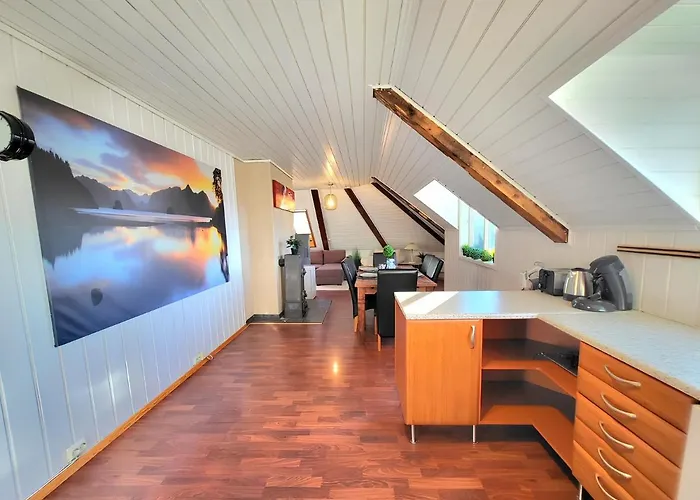 Sunset Penthouse, Fjord View & Parking * 特隆赫姆