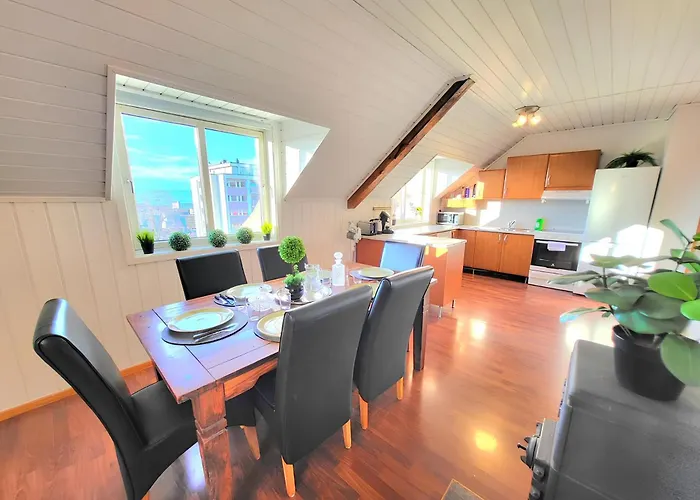 公寓 Sunset Penthouse, Fjord View & Parking *